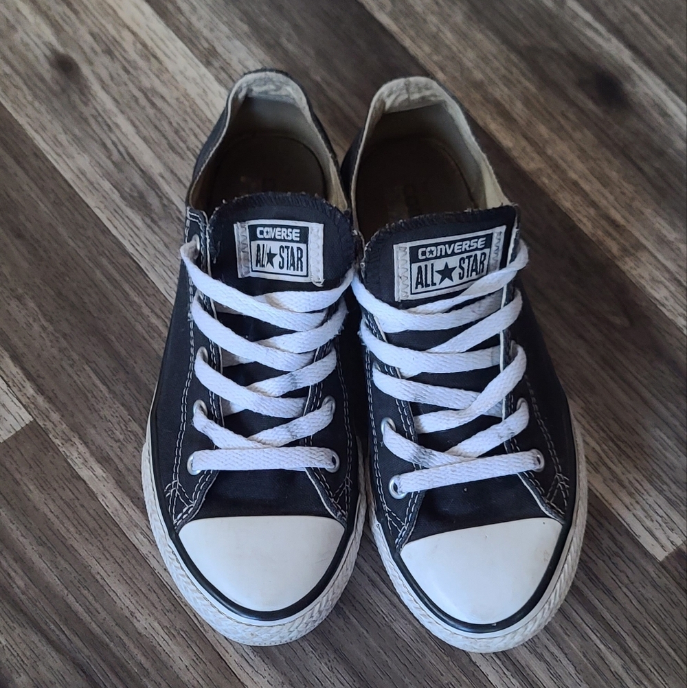 Converse Kids' Black Low Top Chuck Taylor All Star Sneakers